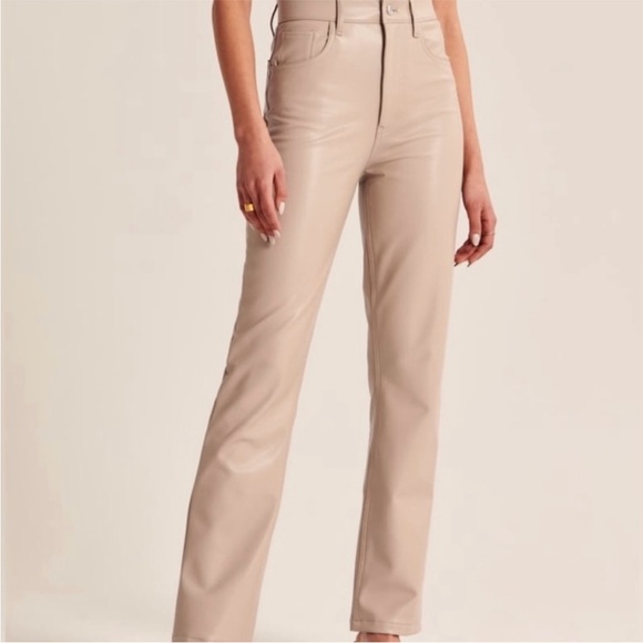 Abercrombie & Fitch The 90’s Straight Ultra High Rise Vegan Leather Pants NWT 16 - Picture 2 of 15